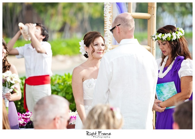 007_Oahu_wedding_photographers_Paradise_cove_