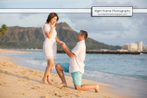 PROPOSAL MARRIAGE on WAIKIKI BEACH HAWAII